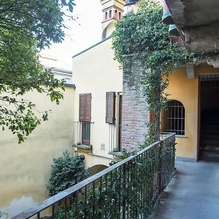 Hidden Retreat - Duomo Apartment *